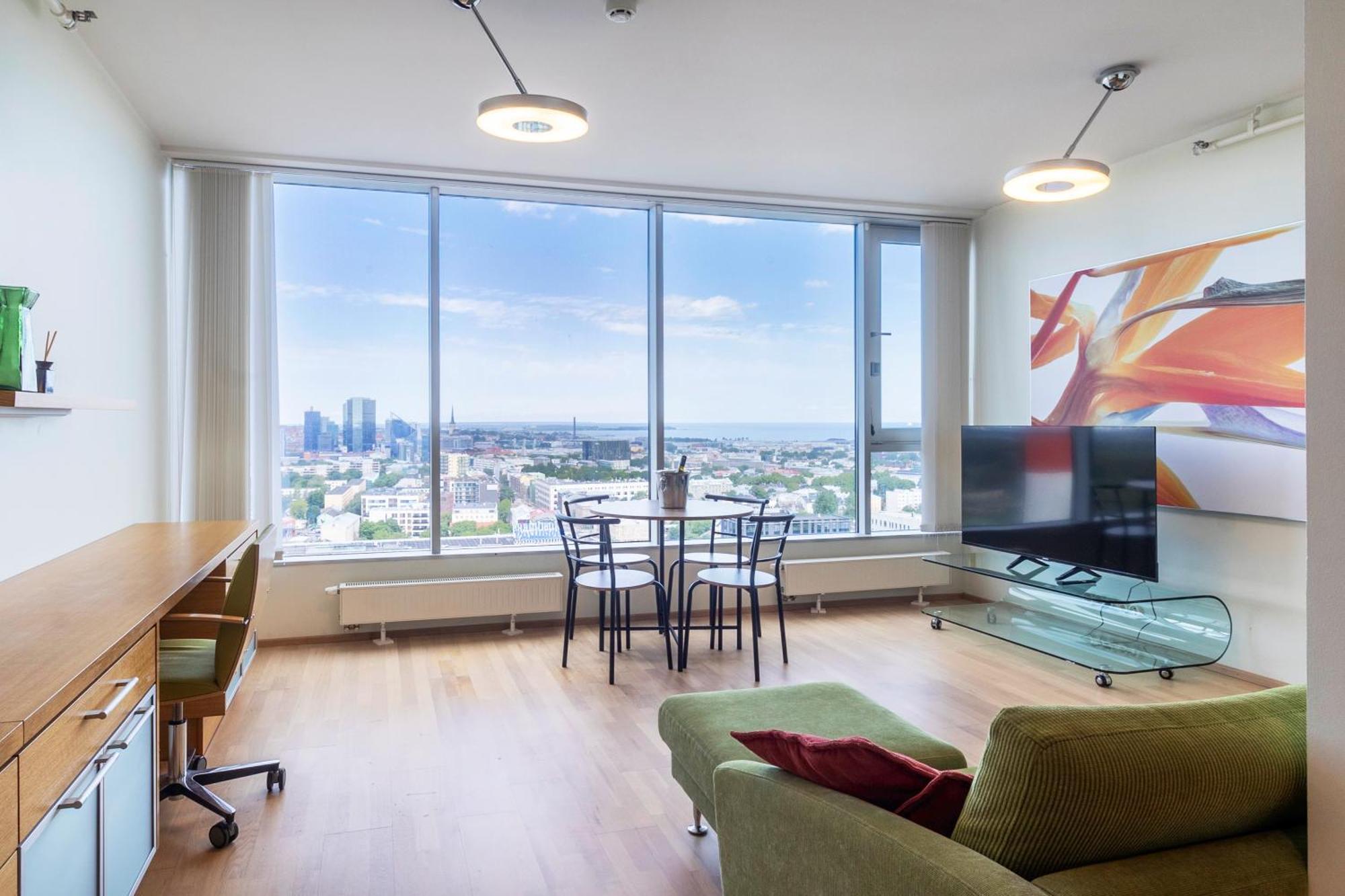Revalia Fahle Airport Bus-Station Apartments With Best Views Luaran gambar